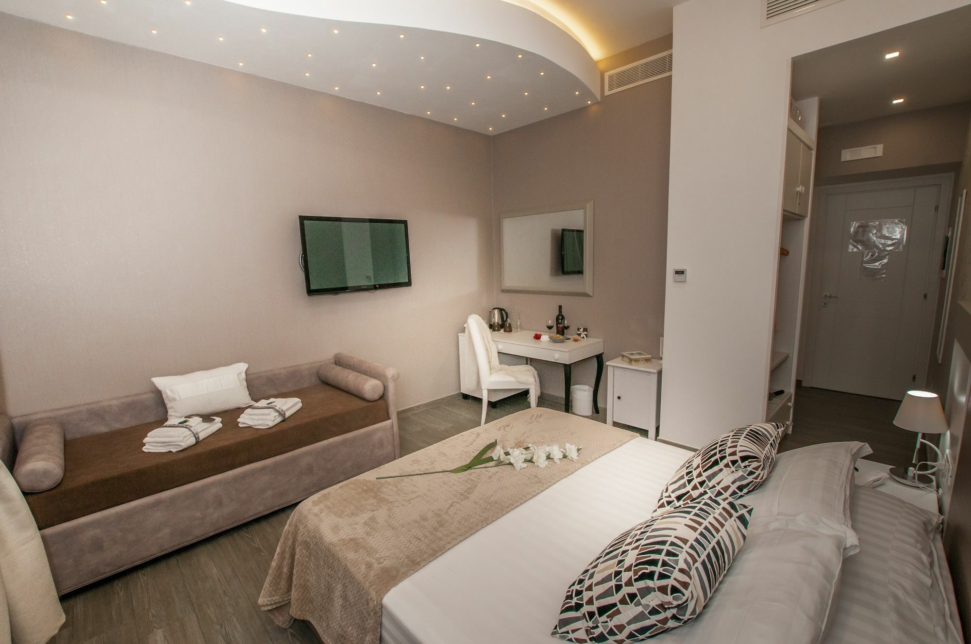 Casa de hóspedes Elenoire & 3*